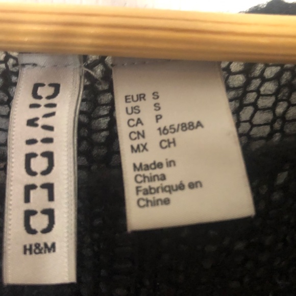 Cropped, distressed sheer knit sweater - Picture 3 of 5